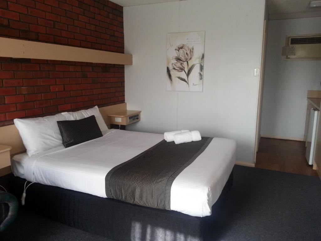 Big Valley Lakeside Paradise Motor Inn Shepparton Habitación foto