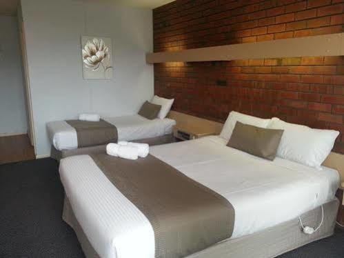 Big Valley Lakeside Paradise Motor Inn Shepparton Exterior foto